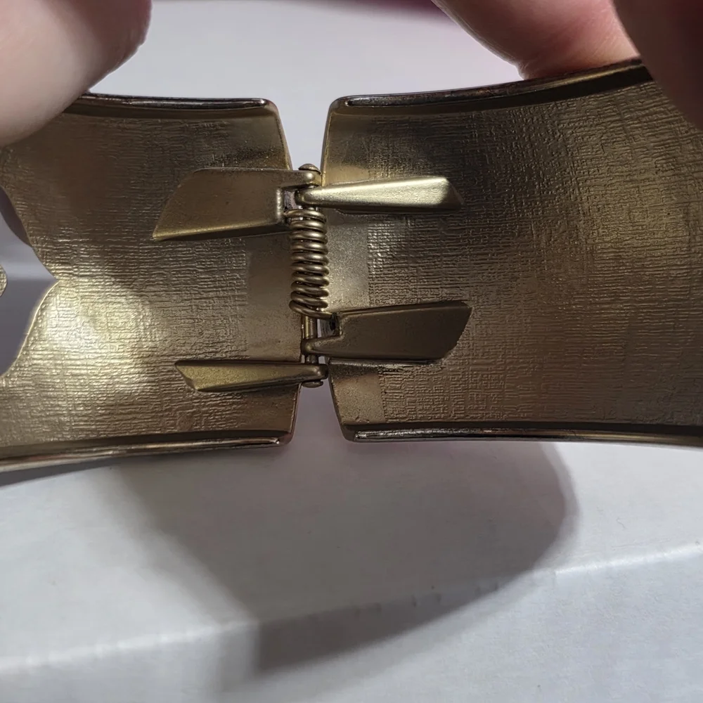 Elegant Antique Vintage Gold Decorative Bracelet